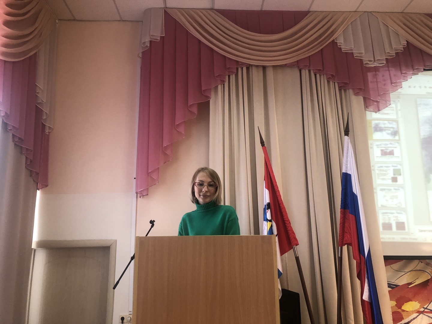 Врач–дерматовенеролог Смирнова Ксения Алексеевна специалист центра ГБУЗ НСО ЦОРЗП «Ювентус».jpg Врач–дерматовенеролог Смирнова Ксения Алексеевна специалист центра ГБУЗ НСО ЦОРЗП «Ювентус».jpg