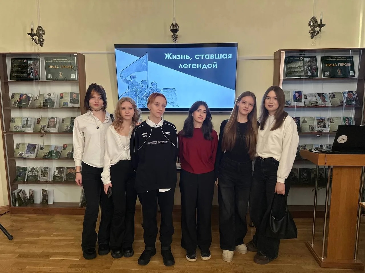 SMO2SUTeE9Uum-RG0SF-j1rZPrPp_1quHyOo7x4vz8SmHr_y2M_N5uSKrAGsHeHiPL4jh7cZtx2cwmAzvpYn_soq.jpg
