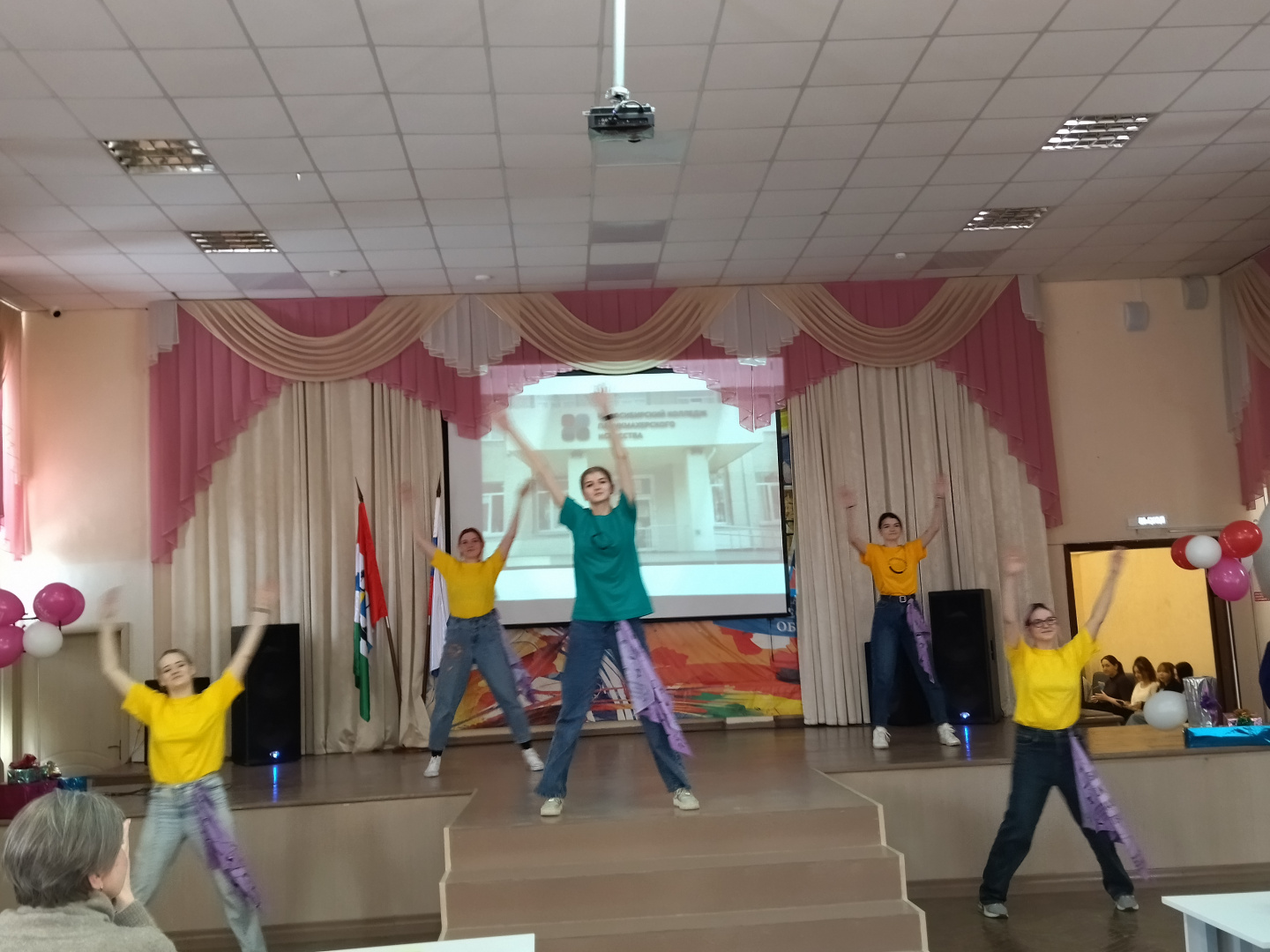Флэшмоб.jpg Флэшмоб.jpg